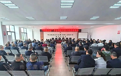01.jpg