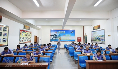 02.jpg